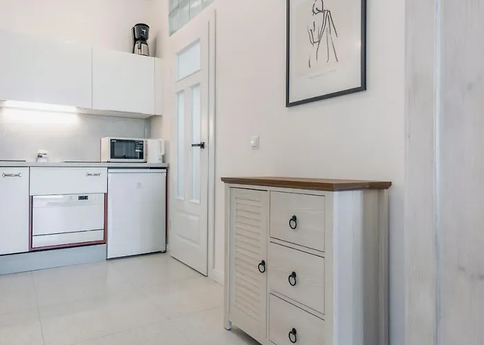 Traugutta Plaza, Sun & Snow * 索波特